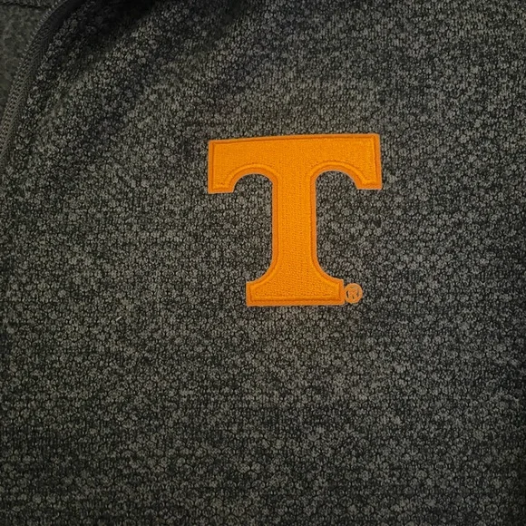 Antigua University of Tennessee Charcoal and Black Fleece Pullover - Picture 3 of 3